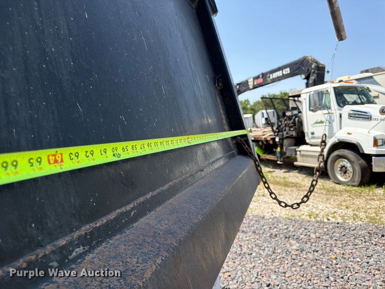 image for item YA4512 2023 Kenworth T880 dump truck 