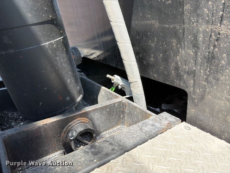 image for item YA4512 2023 Kenworth T880 dump truck 