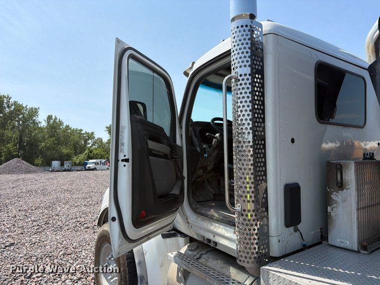 image for item YA4512 2023 Kenworth T880 dump truck 