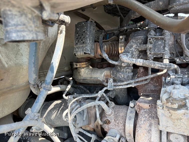 image for item YA4512 2023 Kenworth T880 dump truck 