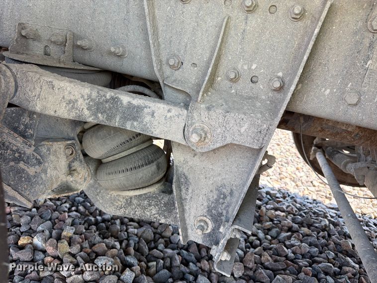 image for item YA4512 2023 Kenworth T880 dump truck 