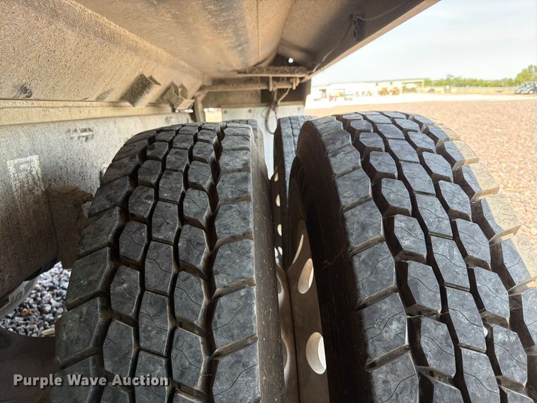 image for item YA4512 2023 Kenworth T880 dump truck 