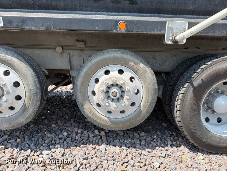 image for item YA4512 2023 Kenworth T880 dump truck 