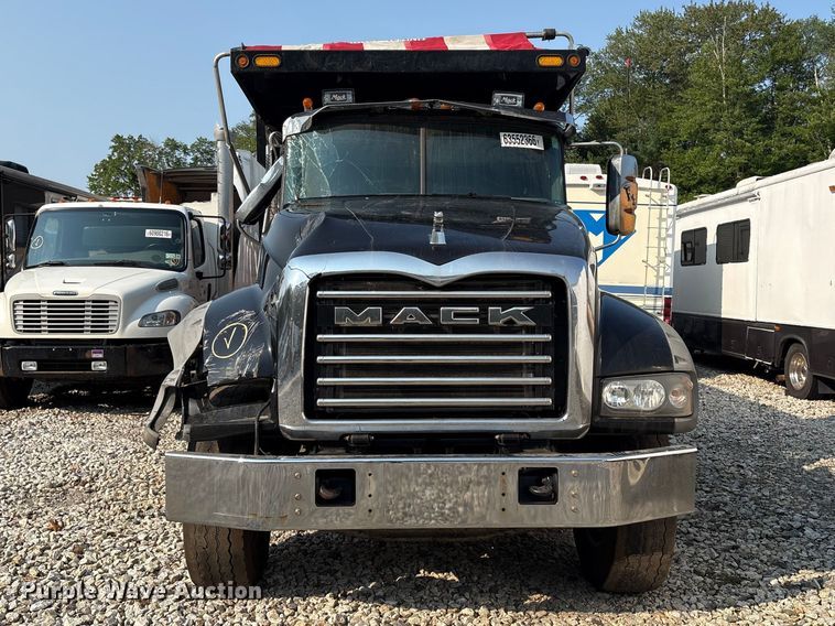 image for item YA4591 2018 Mack GU713 dump truck