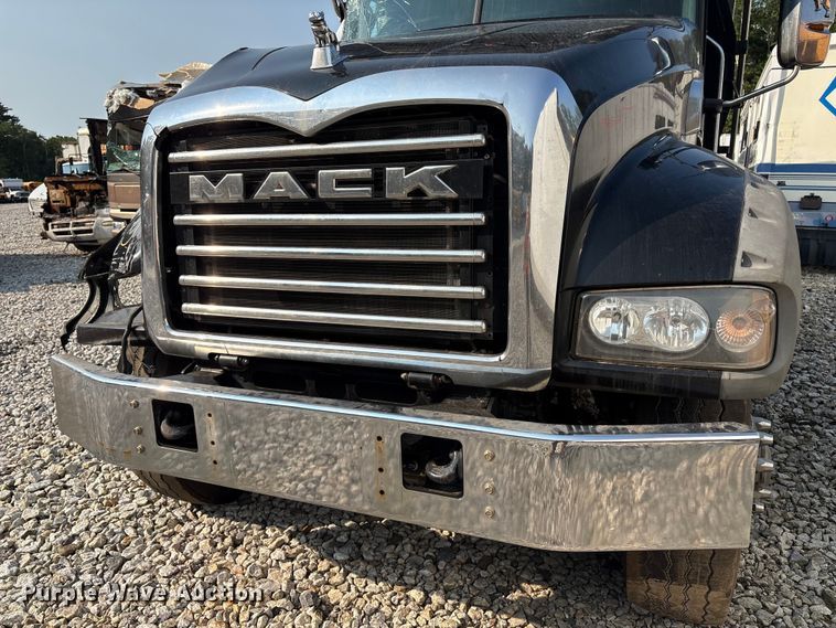 image for item YA4591 2018 Mack GU713 dump truck