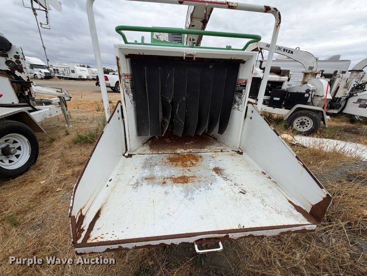 image for item YA4595 2010 Altec DC-912A wood chipper