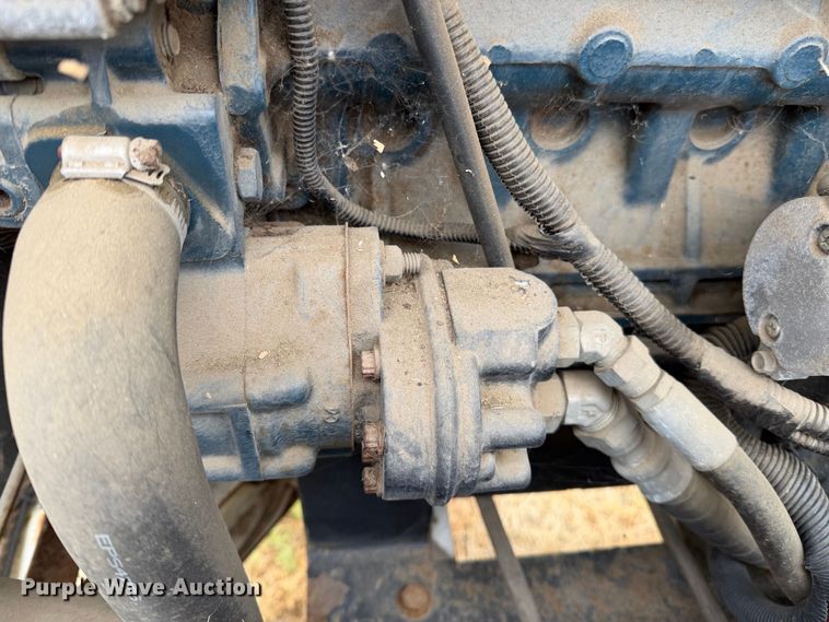 image for item YA4595 2010 Altec DC-912A wood chipper