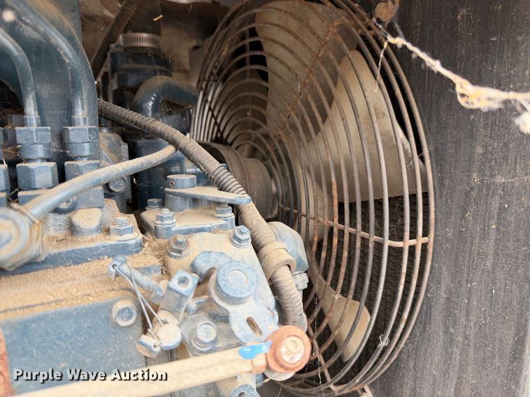 image for item YA4595 2010 Altec DC-912A wood chipper