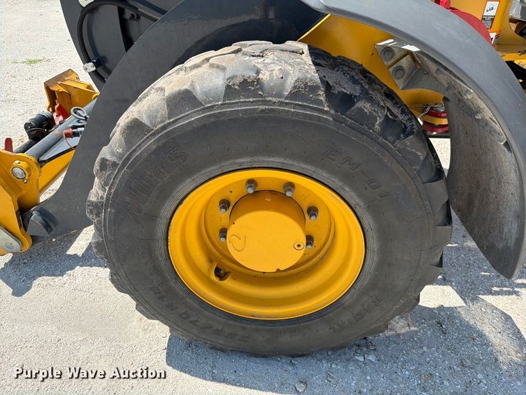 image for item YA4603 2025 John Deere 204G compact wheel loader