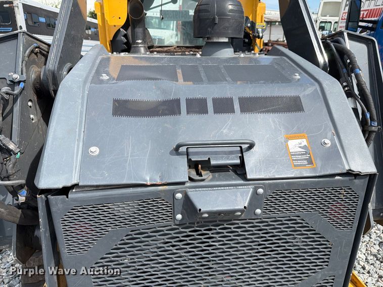 image for item YA4662 2025 John Deere 333P-Tier tracked skid steer loader