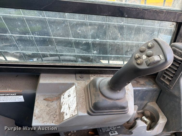 image for item YA4662 2025 John Deere 333P-Tier tracked skid steer loader
