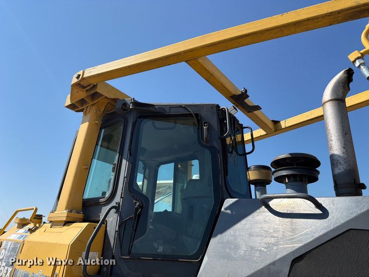 image for item YA4706 2006 Komatsu D65EX-15 dozer