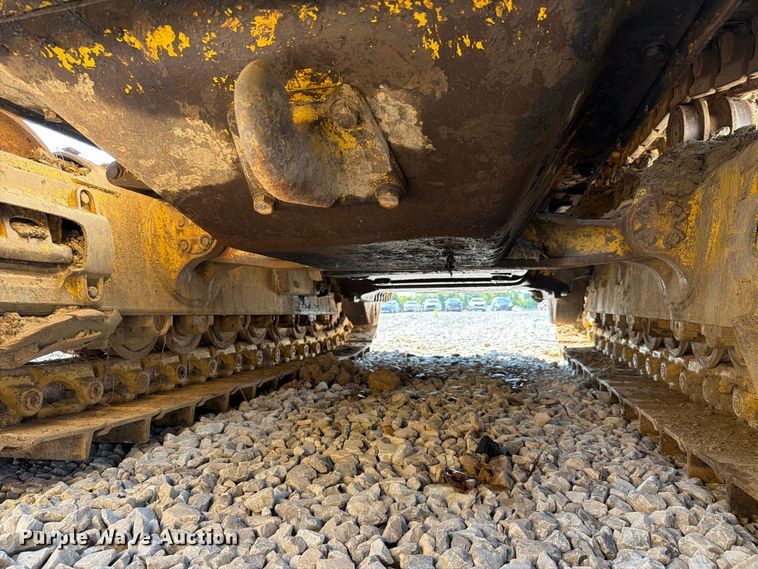 image for item YA4706 2006 Komatsu D65EX-15 dozer