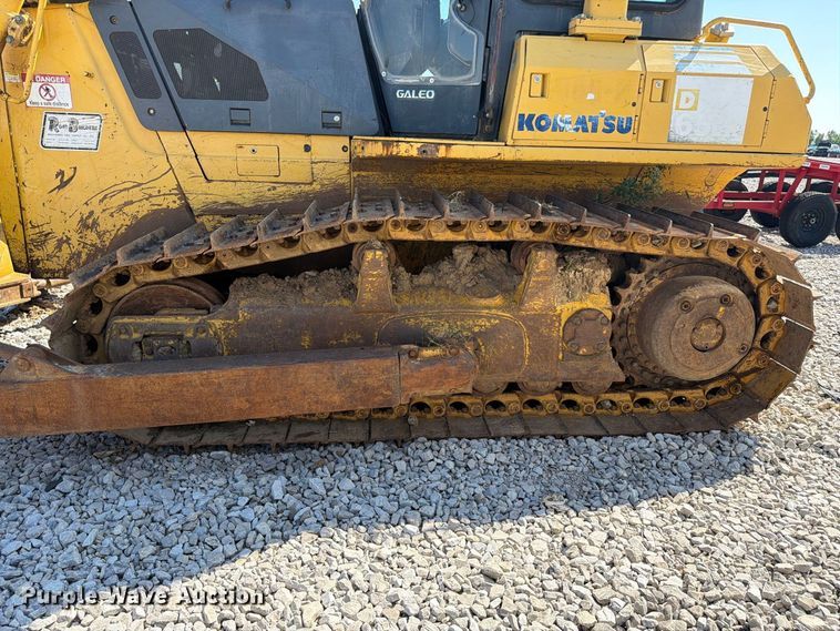 image for item YA4706 2006 Komatsu D65EX-15 dozer