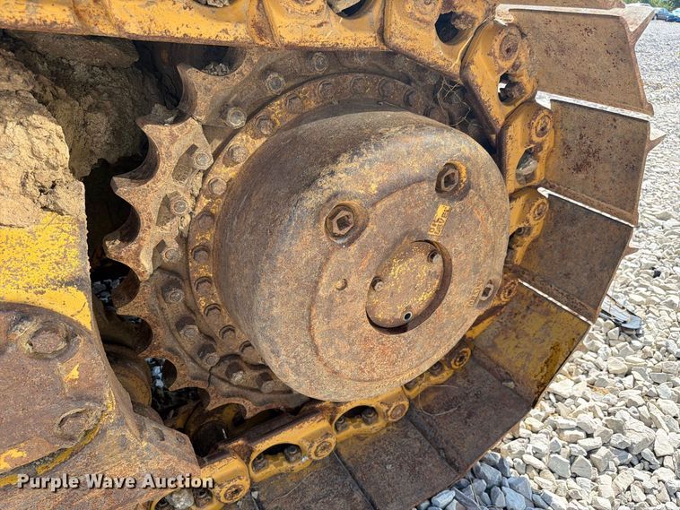 image for item YA4706 2006 Komatsu D65EX-15 dozer