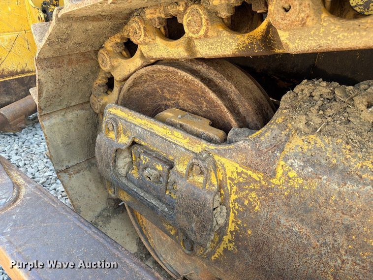 image for item YA4706 2006 Komatsu D65EX-15 dozer