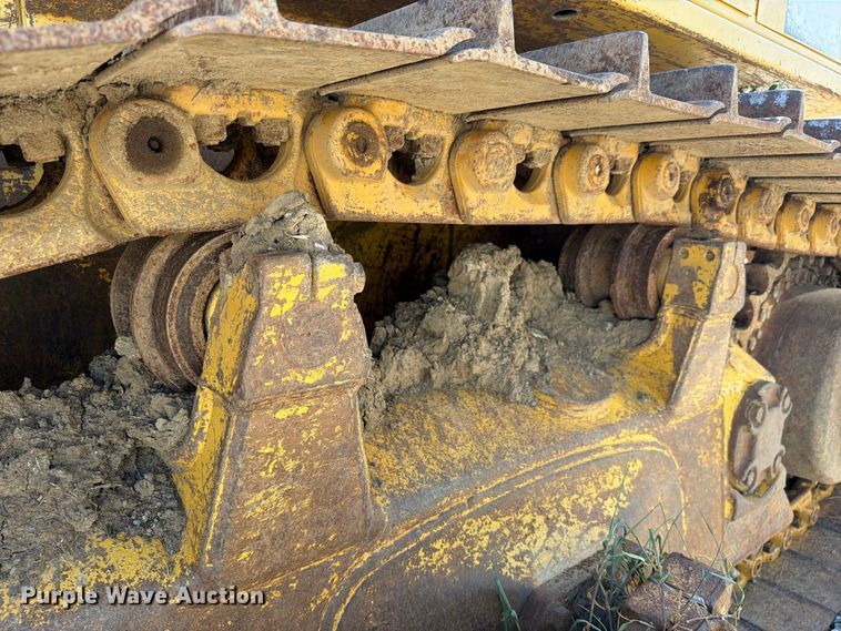 image for item YA4706 2006 Komatsu D65EX-15 dozer