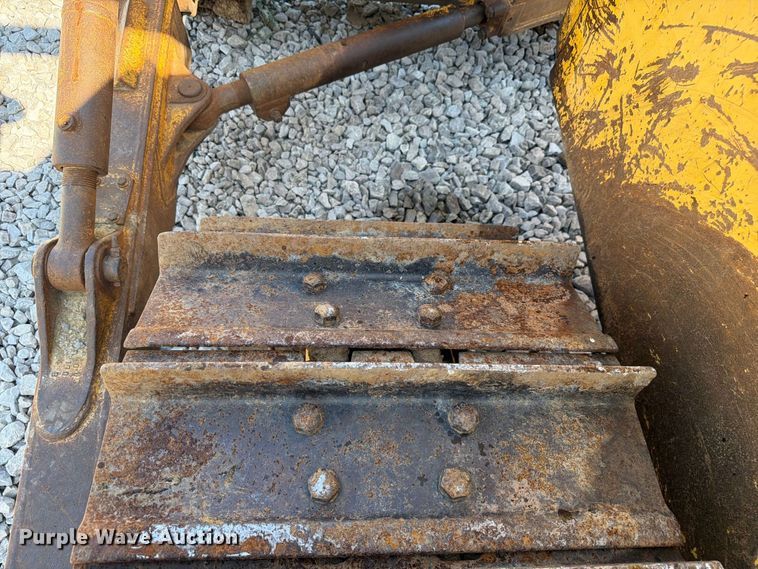 image for item YA4706 2006 Komatsu D65EX-15 dozer