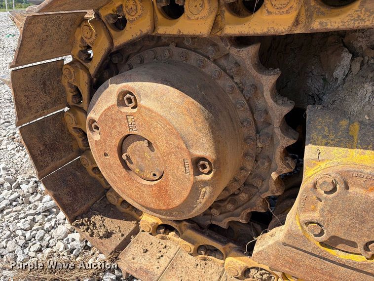 image for item YA4706 2006 Komatsu D65EX-15 dozer