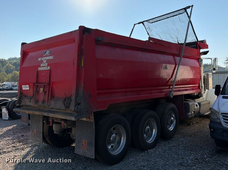 image for item YA4711 2014 Peterbilt 388 dump truck