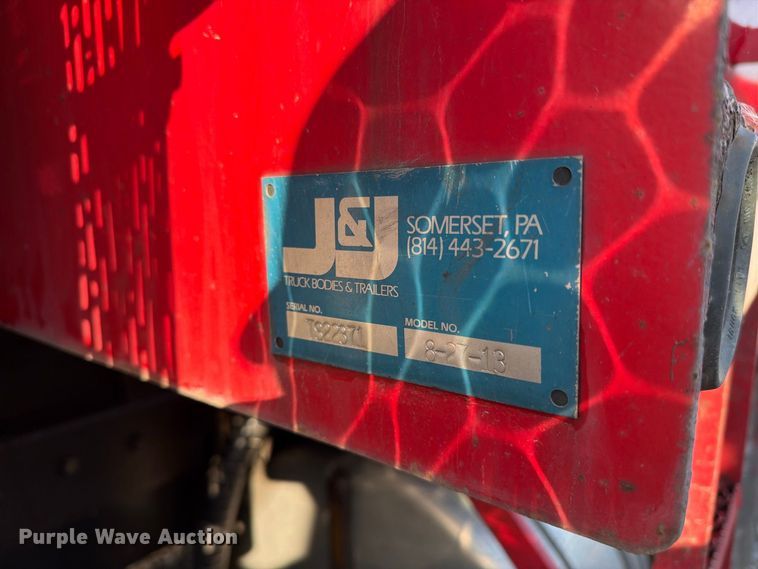 image for item YA4711 2014 Peterbilt 388 dump truck