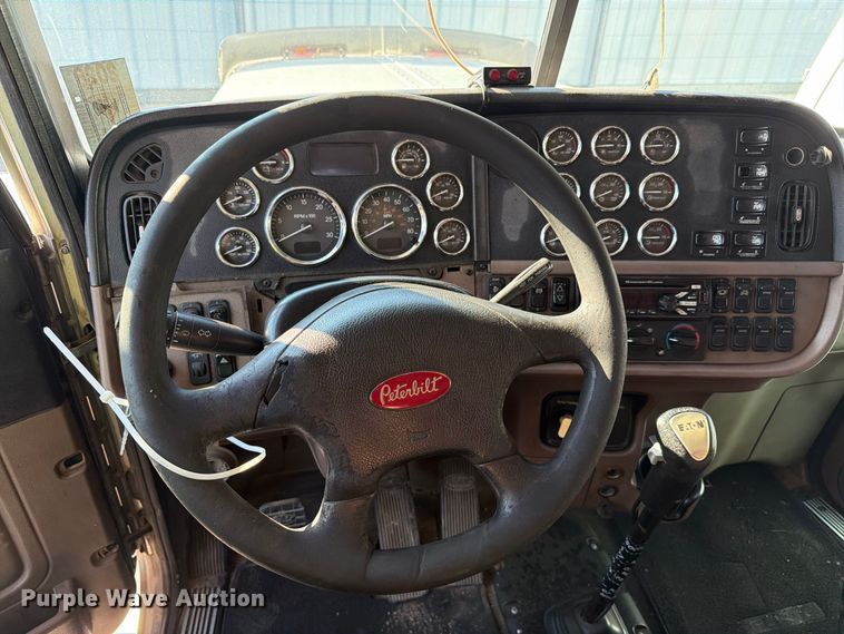 image for item YA4711 2014 Peterbilt 388 dump truck