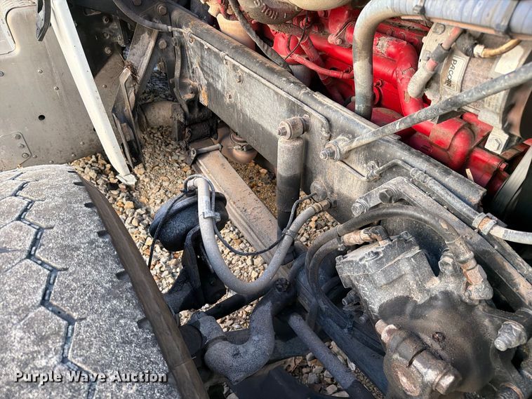 image for item YA4711 2014 Peterbilt 388 dump truck