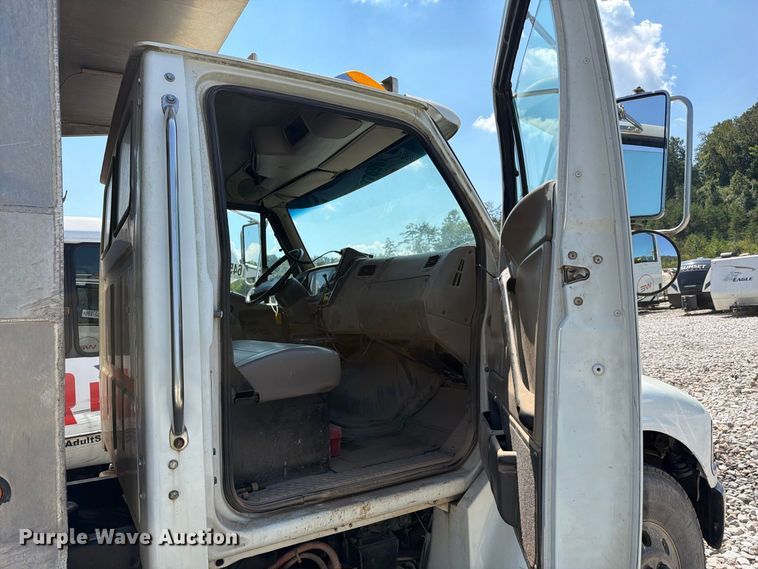 image for item YA4712 2007 Sterling Acterra dump truck