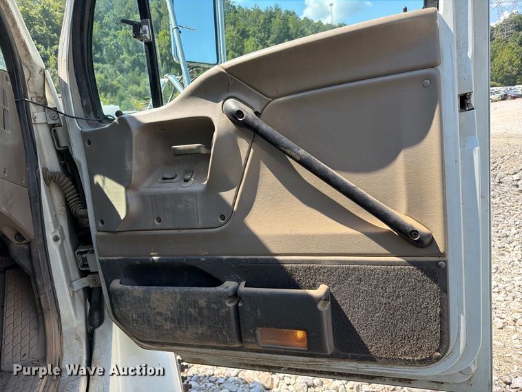 image for item YA4712 2007 Sterling Acterra dump truck