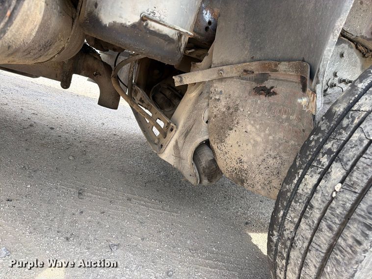 image for item YA4717 2000 Peterbilt 378 rock slinger truck
