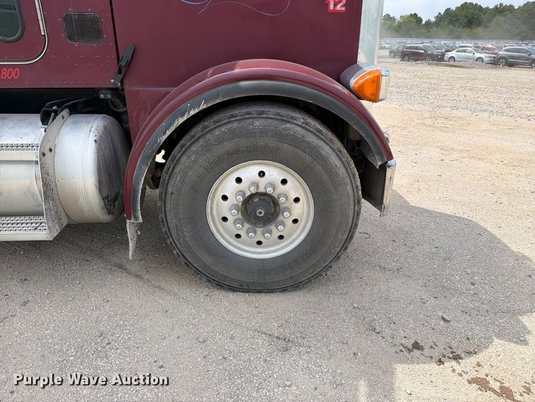 image for item YA4717 2000 Peterbilt 378 rock slinger truck