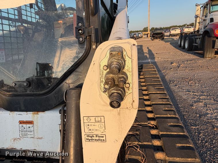 image for item YA4725 2019 Bobcat T650 tracked skid steer loader