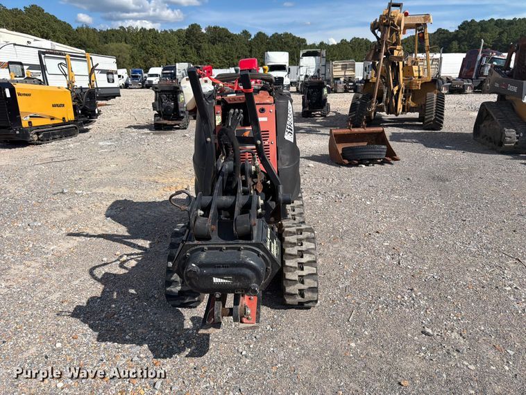 image for item YA4819 2016 Ditch Witch R300 cable plow