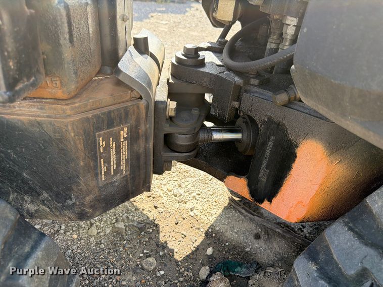 image for item YA4819 2016 Ditch Witch R300 cable plow