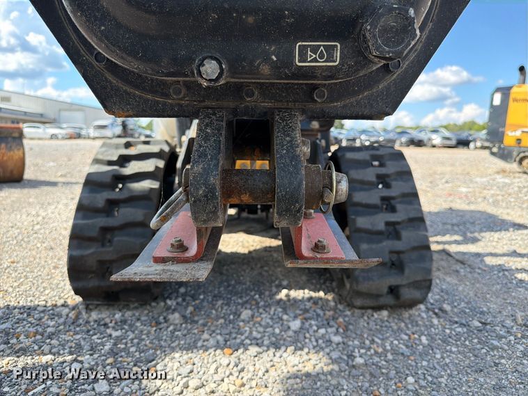 image for item YA4819 2016 Ditch Witch R300 cable plow