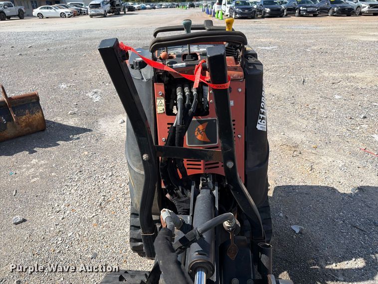 image for item YA4819 2016 Ditch Witch R300 cable plow
