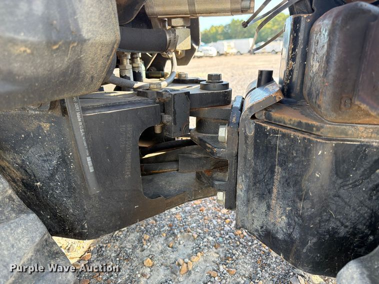 image for item YA4820 2022 Ditch Witch R300 cable plow