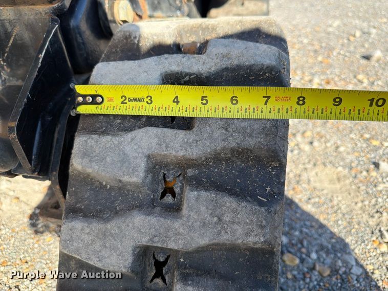 image for item YA4820 2022 Ditch Witch R300 cable plow