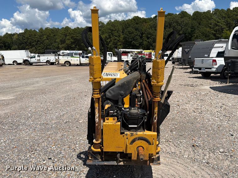 image for item YA4821 2019 Vermeer D8X12 directional boring unit
