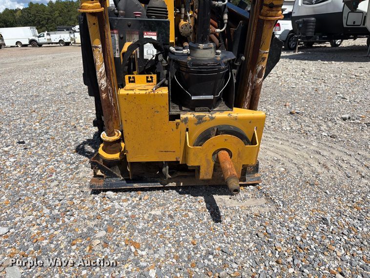 image for item YA4821 2019 Vermeer D8X12 directional boring unit