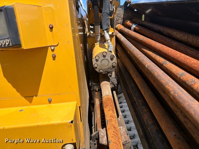 image for item YA4821 2019 Vermeer D8X12 directional boring unit