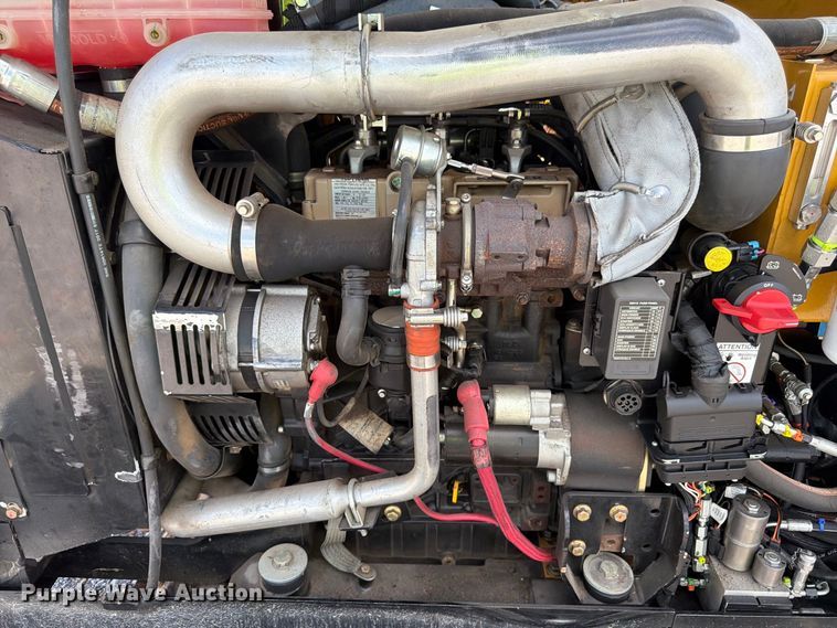 image for item YA4822 2018 Vermeer Navigator D8X12 directional boring unit