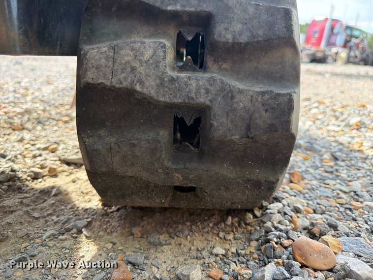 image for item YA4823 2022 Ditch Witch R300 cable plow