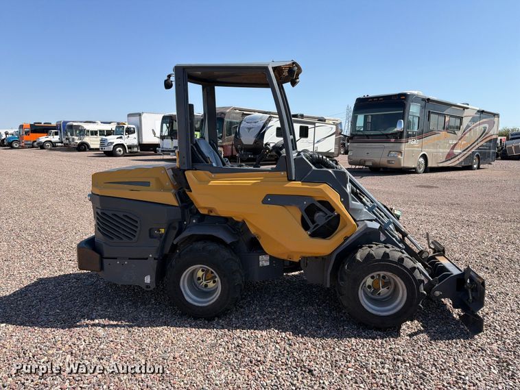 image for item YA4901 2022 Vermeer ATX850 compact wheel loader