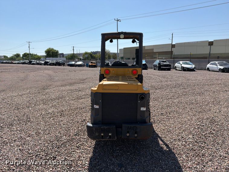 image for item YA4901 2022 Vermeer ATX850 compact wheel loader