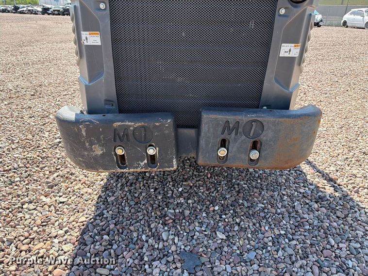 image for item YA4901 2022 Vermeer ATX850 compact wheel loader