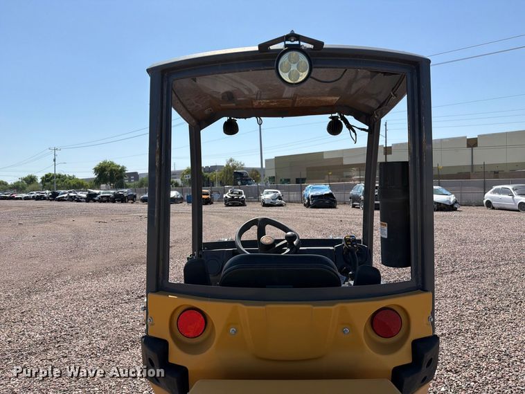 image for item YA4901 2022 Vermeer ATX850 compact wheel loader