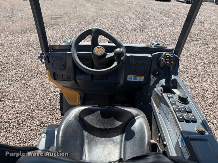 image for item YA4901 2022 Vermeer ATX850 compact wheel loader