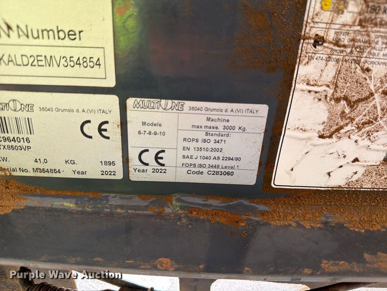 image for item YA4901 2022 Vermeer ATX850 compact wheel loader