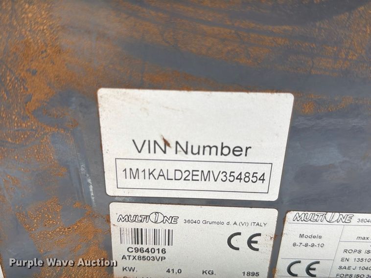 image for item YA4901 2022 Vermeer ATX850 compact wheel loader